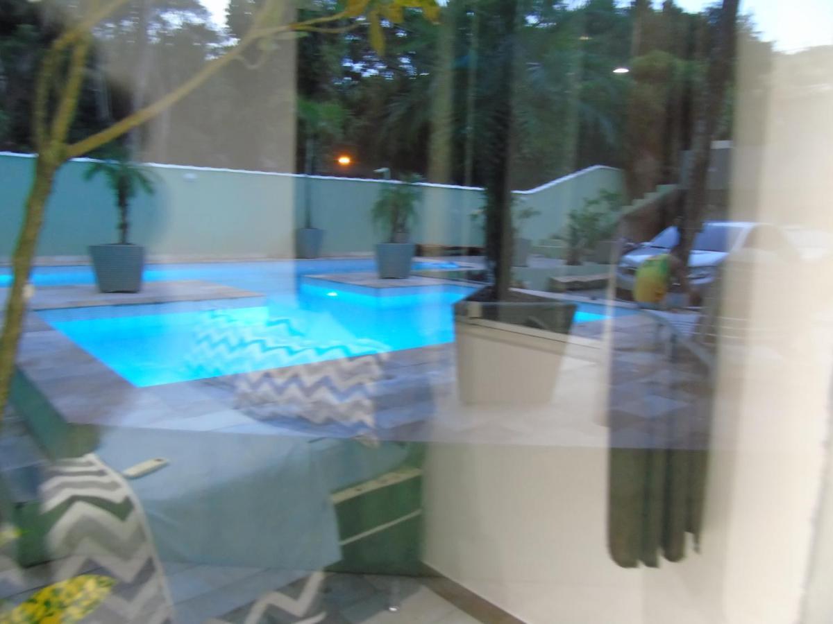 Casa da Jaqueira, 4 Suítes com ar e grande piscina Casa de férias Rio de Janeiro