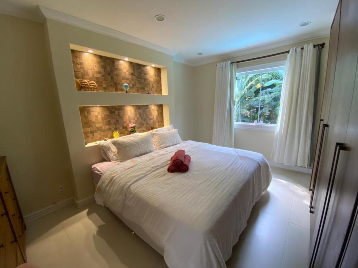 Casa da Jaqueira, 4 Suítes com ar e grande piscina Casa de férias